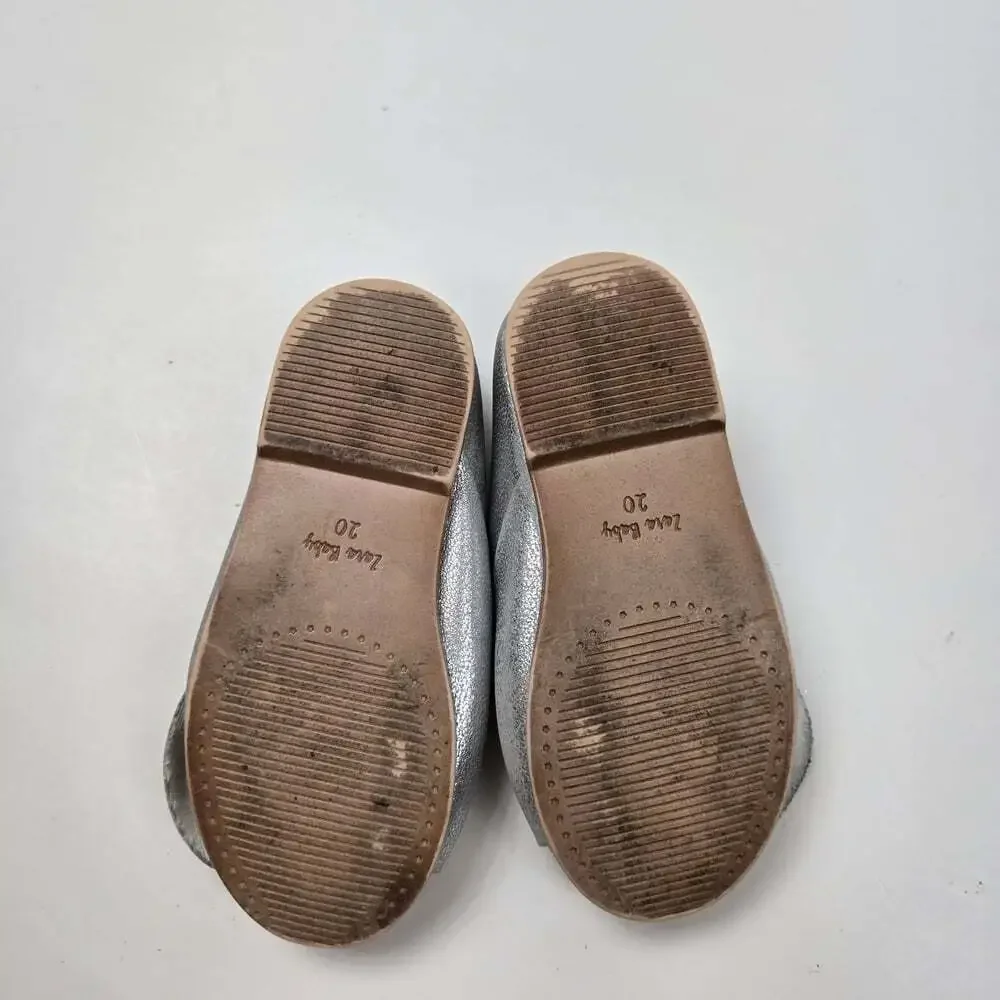 Zara Girls Silver Kids Ballet Flat Shoes with Bow Size 20 (US 4)